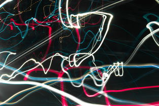 从跳票灾难到现象级神作，赛博朋克2077全球销量突破3500万份，口碑持续回暖创奇迹